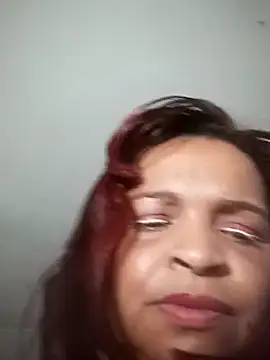 Snapshot of _violetta_- chatting on 03/02/25, 06:19  violetta - online show from 03/02/25, 06:19