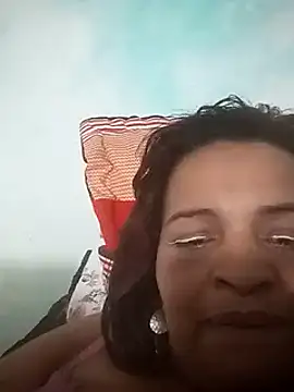 Snapshot of _violetta_- chatting on 03/03/25, 03:41  violetta - online show from 03/03/25, 03:41