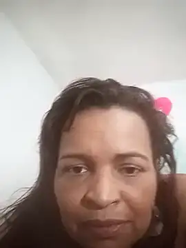 Snapshot of _violetta_- chatting on 03/03/25, 11:24  violetta - online show from 03/03/25, 11:24