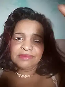 Snapshot of _violetta_- chatting on 03/09/25, 09:25  violetta - online show from 03/09/25, 09:25