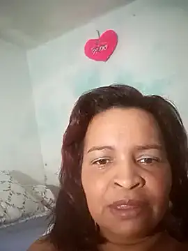 Snapshot of _violetta_- chatting on 03/11/25, 01:16  violetta - online show from 03/11/25, 01:16