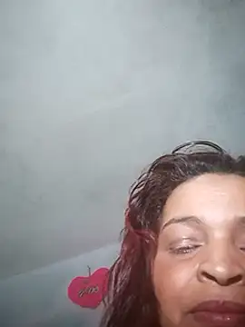 Snapshot of _violetta_- chatting on 03/14/25, 05:13  violetta - online show from 03/14/25, 05:13