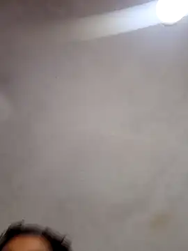 Snapshot of _violetta_- chatting on 10/18/25, 10:54  violetta - online show from 10/18/25, 10:54