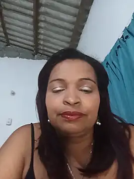 Snapshot of _violetta_- chatting on 05/16/26, 12:29 violetta - online show from 05/16/26, 12:29