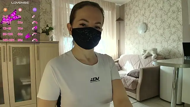 MilfeaN online show from 04/01/26, 06:25