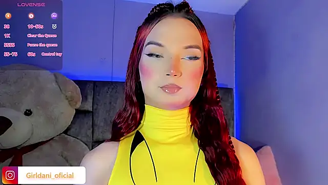 Snapshot of Liittle_foxxxy chatting on 12/13/24, 03:49 Liittle foxxxy online show from 12/13/24, 03:49