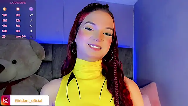 Snapshot of Liittle_foxxxy chatting on 12/13/24, 06:53 Liittle foxxxy online show from 12/13/24, 06:53