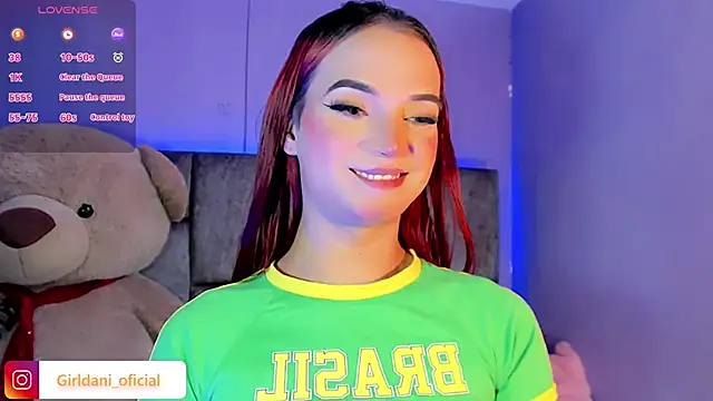 Snapshot of Liittle_foxxxy chatting on 12/21/24, 04:57 Liittle foxxxy online show from 12/21/24, 04:57