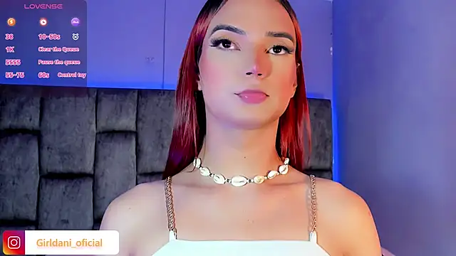 Snapshot of Liittle_foxxxy chatting on 02/01/25, 02:13 Liittle foxxxy online show from 02/01/25, 02:13