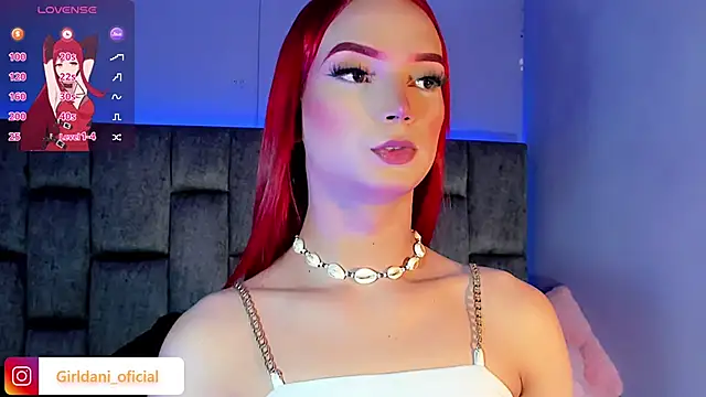 Snapshot of Liittle_foxxxy chatting on 02/11/25, 05:16 Liittle foxxxy online show from 02/11/25, 05:16