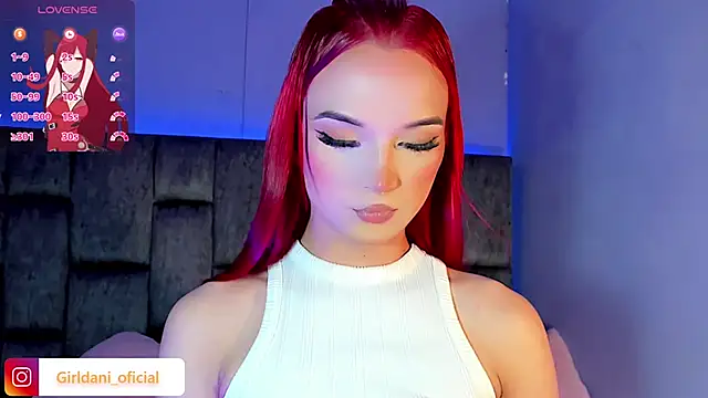 Snapshot of Liittle_foxxxy chatting on 02/13/25, 06:20 Liittle foxxxy online show from 02/13/25, 06:20