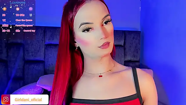 Snapshot of Liittle_foxxxy chatting on 02/27/25, 06:18 Liittle foxxxy online show from 02/27/25, 06:18