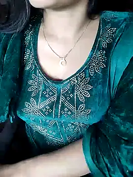 karishma online show from 02/02/25, 12:13