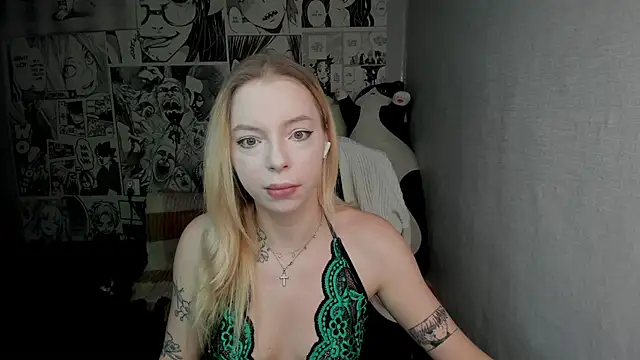 Martha Cameron online show from 12/03/24, 08:39
