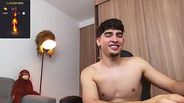 zenn rush1 online show from 01/13/25, 03:36