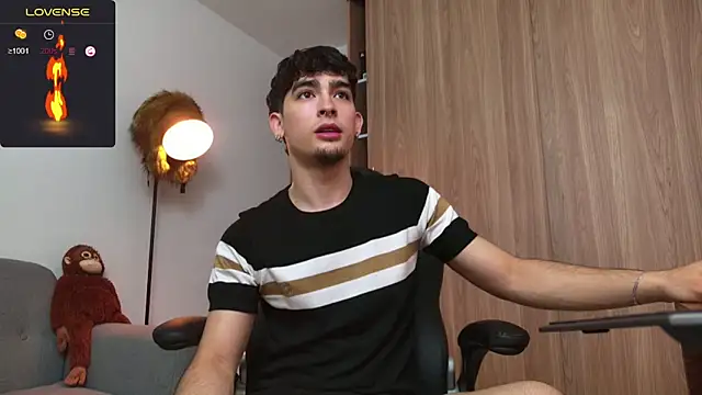 zenn rush1 online show from 01/18/25, 11:43