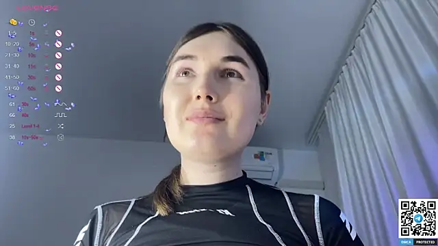 Maria Bowie online show from 02/07/25, 04:24