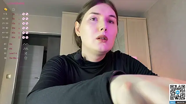 Maria Bowie online show from 09/25/25, 07:34