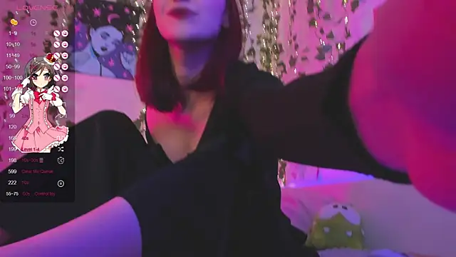 Snapshot of kissthasky chatting on 09/21/25, 02:51 kissthasky online show from 09/21/25, 02:51