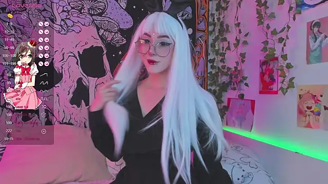 Snapshot of kissthasky chatting on 10/06/25, 07:22 kissthasky online show from 10/06/25, 07:22