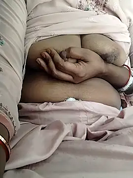 Snapshot of saloni19881 chatting on 02/17/25, 03:47 saloni19881 online show from 02/17/25, 03:47