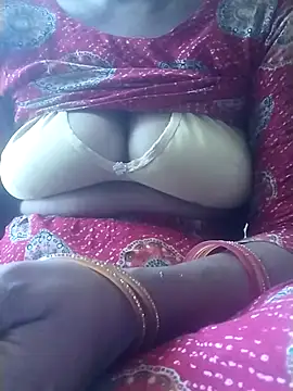 Snapshot of saloni19881 chatting on 03/23/25, 07:42 saloni19881 online show from 03/23/25, 07:42