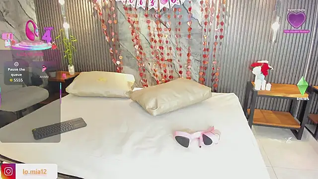 Snapshot of julietha_taylor chatting on 02/06/26, 04:17 julietha taylor online show from 02/06/26, 04:17