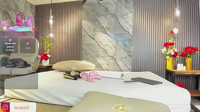 Snapshot of julietha_taylor chatting on 02/26/26, 02:21 julietha taylor online show from 02/26/26, 02:21