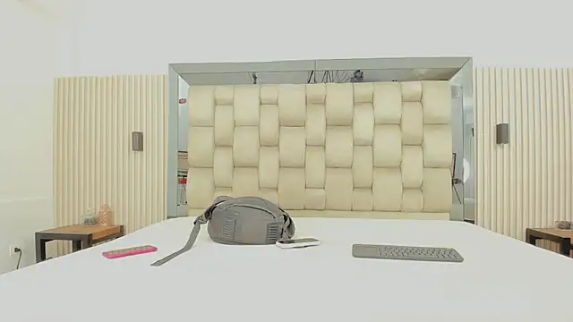 Snapshot of julietha_taylor chatting on 02/27/26, 09:48 julietha taylor online show from 02/27/26, 09:48