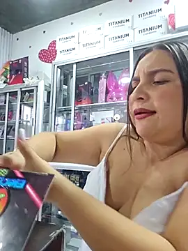 Snapshot of sofiafantasy chatting on 02/07/25, 08:31 sofiafantasy online show from 02/07/25, 08:31