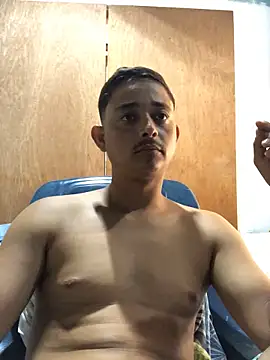 isacalejandroo online show from 02/12/25, 05:37