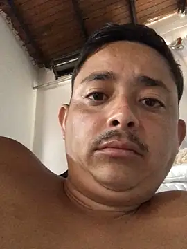 isacalejandroo online show from 03/05/25, 01:28