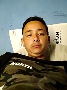 isacalejandroo online show from 03/22/25, 03:09