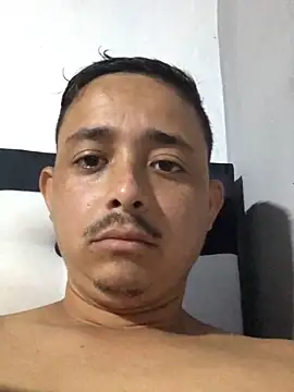 isacalejandroo online show from 09/21/25, 04:30