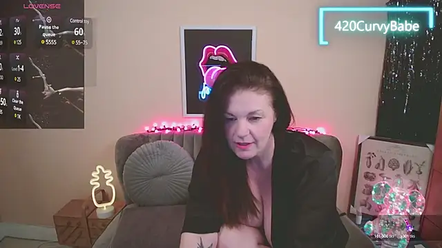 Snapshot of 420Curvybabe chatting on 01/22/25, 09:54 420Curvybabe online show from 01/22/25, 09:54