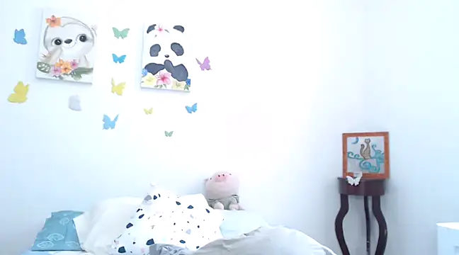 Snapshot of SaraBlosson chatting on 12/05/24, 08:00 SaraBlosson online show from 12/05/24, 08:00