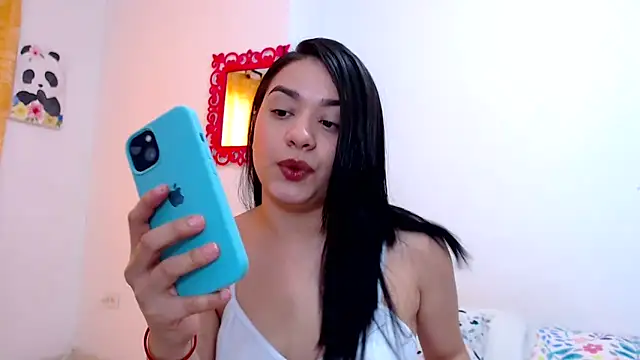 Snapshot of SaraBlosson chatting on 09/19/25, 03:45 SaraBlosson online show from 09/19/25, 03:45