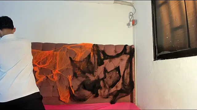 boys yourparty online show from 10/06/25, 01:08