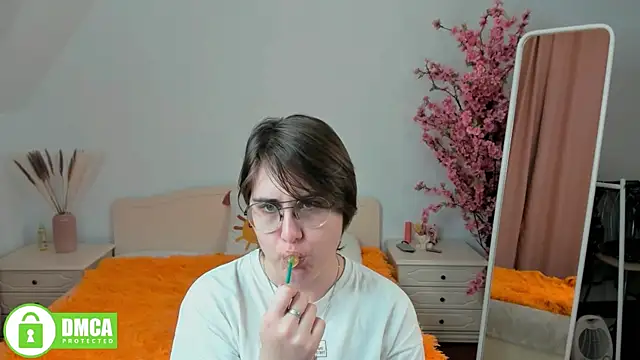 Snapshot of Funny_bunnyy chatting on 12/05/24, 11:40 Funny bunnyy online show from 12/05/24, 11:40