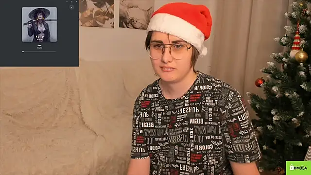 Snapshot of Funny_bunnyy chatting on 12/17/24, 03:39 Funny bunnyy online show from 12/17/24, 03:39