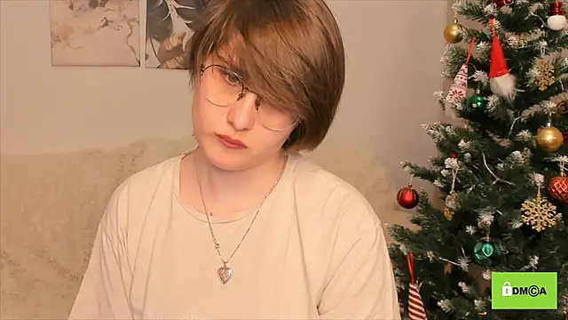 Snapshot of Funny_bunnyy chatting on 12/26/24, 04:58 Funny bunnyy online show from 12/26/24, 04:58