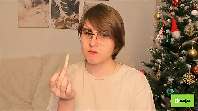 Snapshot of Funny_bunnyy chatting on 12/26/24, 08:00 Funny bunnyy online show from 12/26/24, 08:00