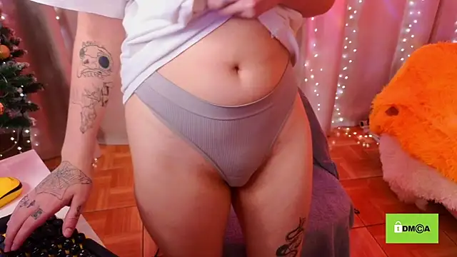 Snapshot of Funny_bunnyy chatting on 01/22/25, 07:03 Funny bunnyy online show from 01/22/25, 07:03