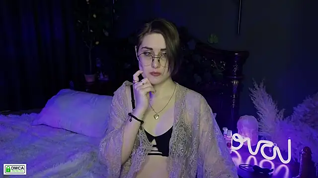 Snapshot of Funny_bunnyy chatting on 02/26/25, 09:16 Funny bunnyy online show from 02/26/25, 09:16