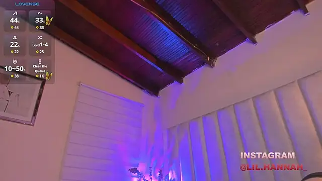 Snapshot of lil_hanna18 chatting on 02/05/25, 11:34 lil hanna18 online show from 02/05/25, 11:34