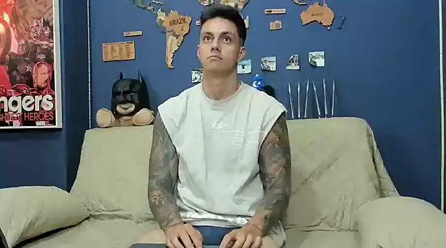 Snapshot of JeanBroc chatting on 12/15/24, 11:31 JeanBroc online show from 12/15/24, 11:31