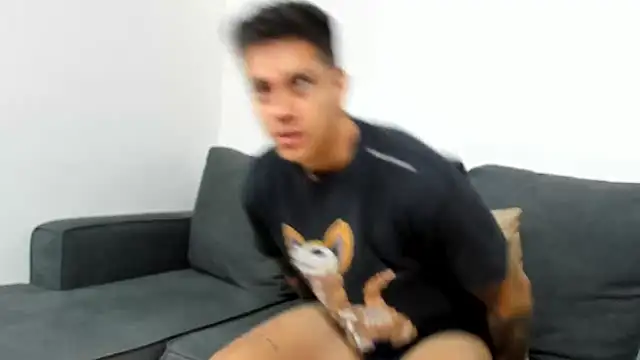 Snapshot of JeanBroc chatting on 09/26/25, 08:35 JeanBroc online show from 09/26/25, 08:35