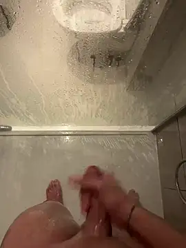 LucianoRixo1 online show from 02/18/26, 01:56