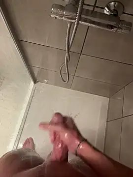 LucianoRixo1 online show from 02/19/26, 01:34