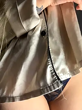 PEACHY439 online show from 11/28/25, 04:26